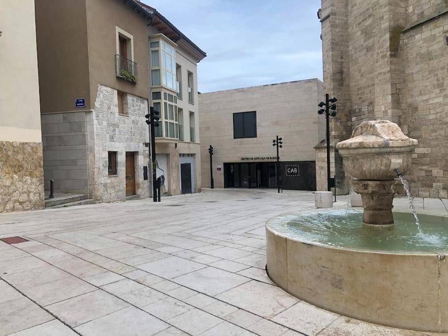 Vivienda De Uso Turistico En El Corazon De Burgos Apartment Ngoại thất bức ảnh